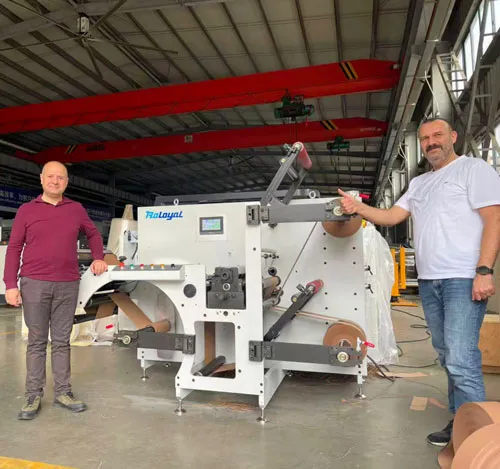 FRIMPEKS, profesjonalna wytwórnia etykiet i wytwórni z Turcji, ma ponad 7 fabryk na świecie.